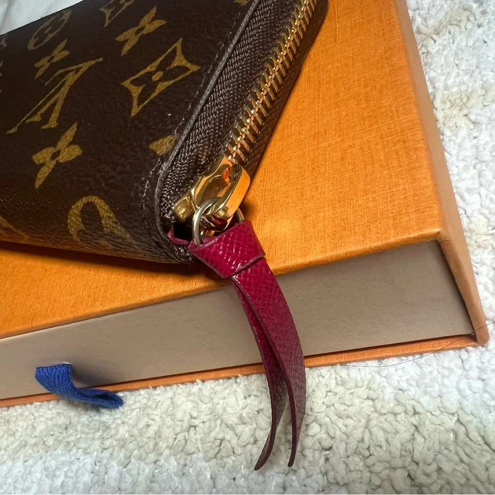 Louis Vuitton Clemence Wallet - Picture 7 of 9